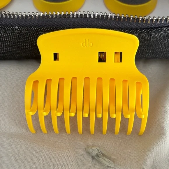 Drybar Vibrant Yellow Hair Tool m_68ced66c001542d28c7af1d7.jpg main image 3
